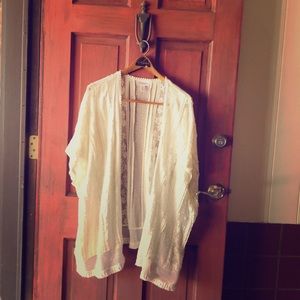 Cream poncho